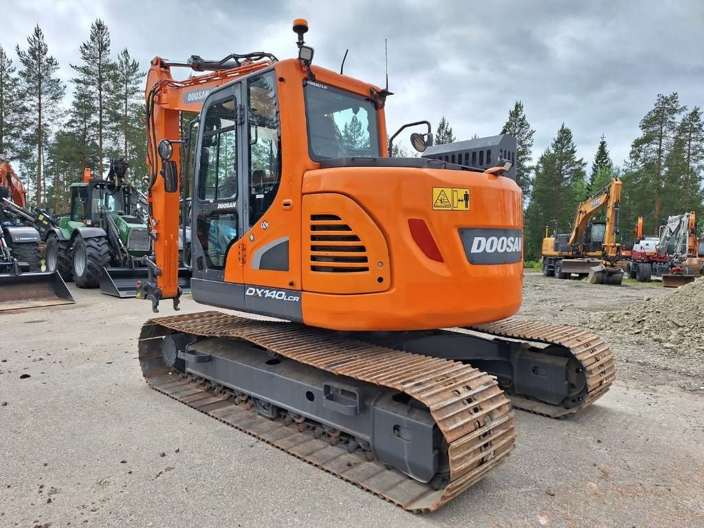 Doosan DX140LCR-5 - Lintekskavaator: pilt 2 Doosan DX140LCR-5 - Lintekskavaator: pilt 2
