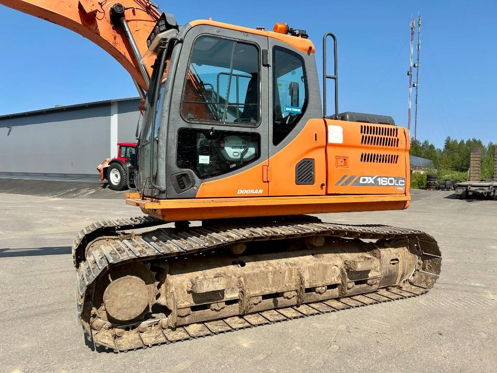 Doosan DX160LC-3 KALLISTAJA+PYÖRITTÄJÄ - Lintekskavaator: pilt 2 Doosan DX160LC-3 KALLISTAJA+PYÖRITTÄJÄ - Lintekskavaator: pilt 2