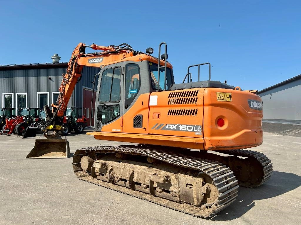 Doosan DX160LC-3 KALLISTAJA+PYÖRITTÄJÄ - Lintekskavaator: pilt 3 Doosan DX160LC-3 KALLISTAJA+PYÖRITTÄJÄ - Lintekskavaator: pilt 3