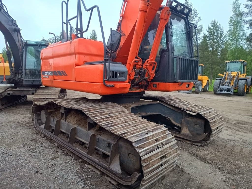 Doosan DX180LCH-3 HIGH TRACK, KALLISTAJALLA - Lintekskavaator: pilt 5 Doosan DX180LCH-3 HIGH TRACK, KALLISTAJALLA - Lintekskavaator: pilt 5