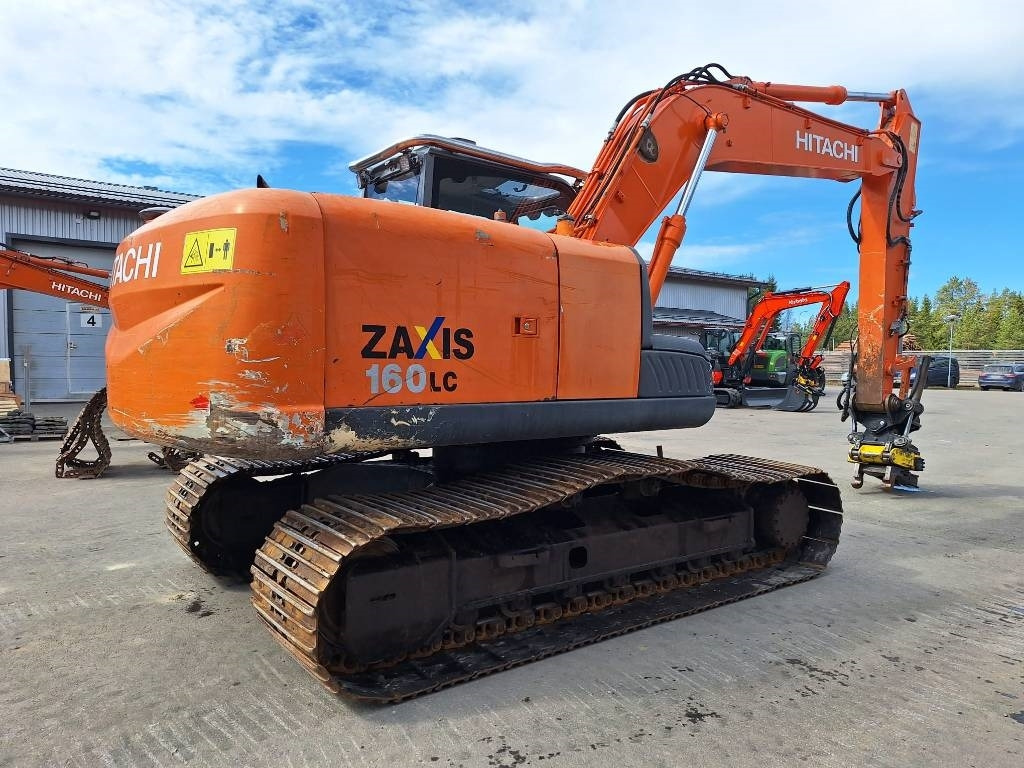 Hitachi MYYTY! SOLD! ZX160LC-3 - Lintekskavaator: pilt 4 Hitachi MYYTY! SOLD! ZX160LC-3 - Lintekskavaator: pilt 4