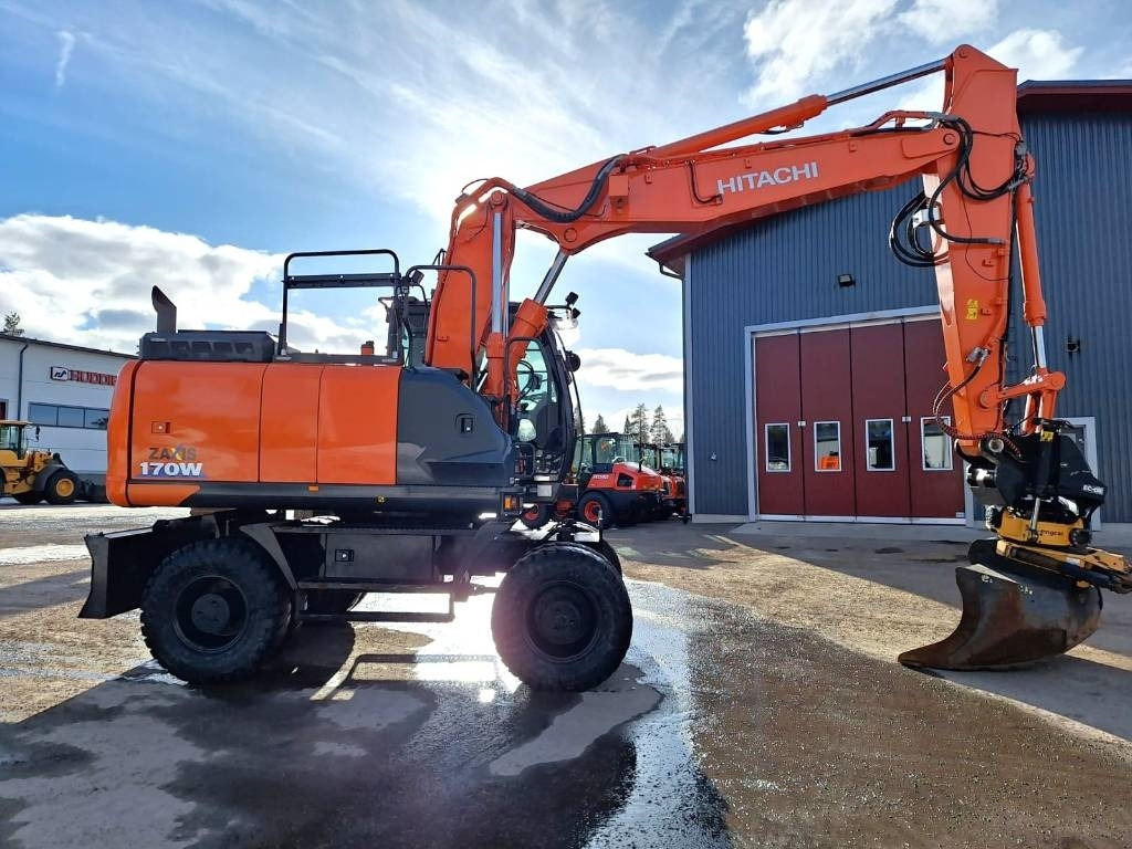 Hitachi MYYTY! SOLD! ZX170W-6 HUIPPUVARUSTEET - Ratastel ekskavaator: pilt 5 Hitachi MYYTY! SOLD! ZX170W-6 HUIPPUVARUSTEET - Ratastel ekskavaator: pilt 5