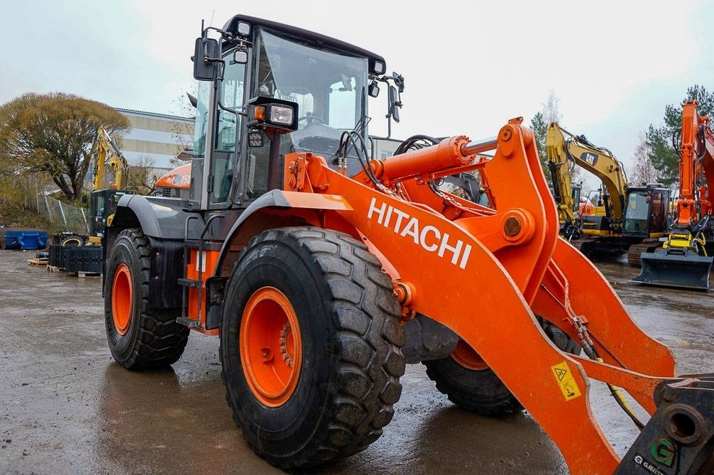 Hitachi ZW150 PITKÄT AISAT, VAAKA - Rataslaadur: pilt 5 Hitachi ZW150 PITKÄT AISAT, VAAKA - Rataslaadur: pilt 5