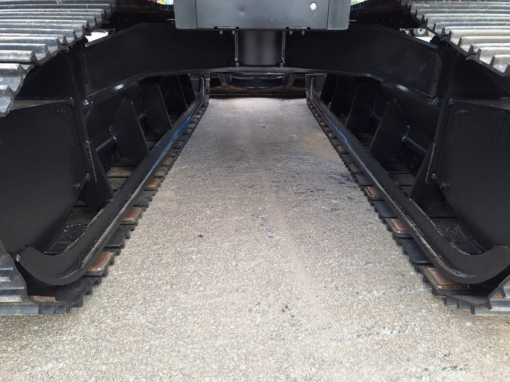 Hitachi ZX135USL-7 PUSKULEVY -SUOALUSTA- - Lintekskavaator: pilt 5 Hitachi ZX135USL-7 PUSKULEVY -SUOALUSTA- - Lintekskavaator: pilt 5