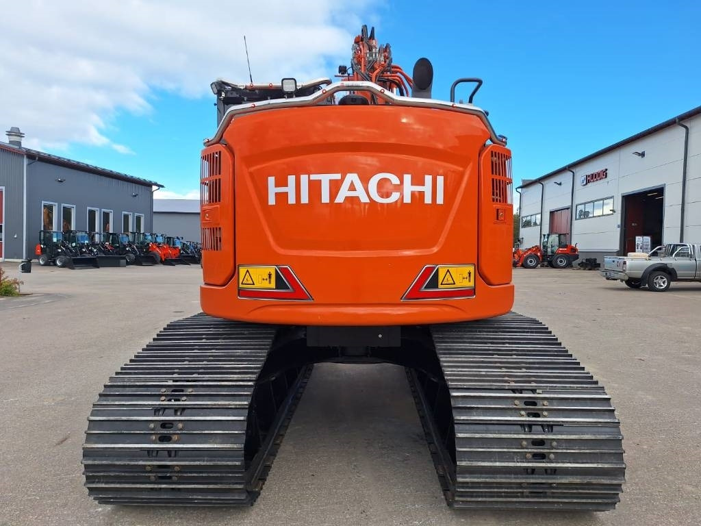 Hitachi ZX135USL-7 PUSKULEVY -SUOALUSTA- - Lintekskavaator: pilt 4 Hitachi ZX135USL-7 PUSKULEVY -SUOALUSTA- - Lintekskavaator: pilt 4