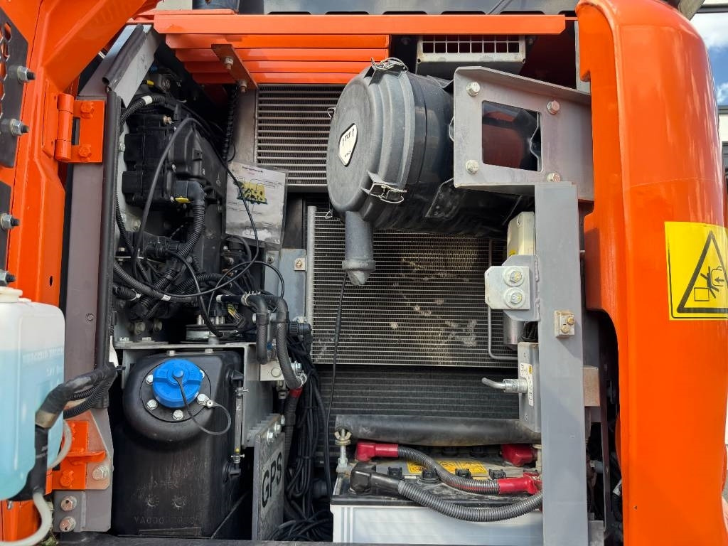 Ratastel ekskavaator Hitachi ZX145W-6 PYÖRITTÄJÄLLÄ: pilt 10