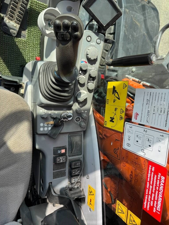 Ratastel ekskavaator Hitachi ZX145W-6 PYÖRITTÄJÄLLÄ: pilt 15