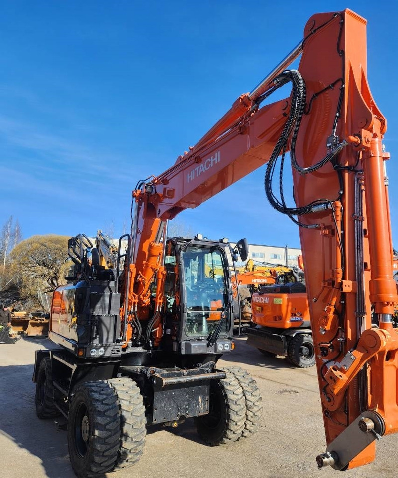 Hitachi ZX150W-7 STAGE 5 - Ratastel ekskavaator: pilt 2 Hitachi ZX150W-7 STAGE 5 - Ratastel ekskavaator: pilt 2