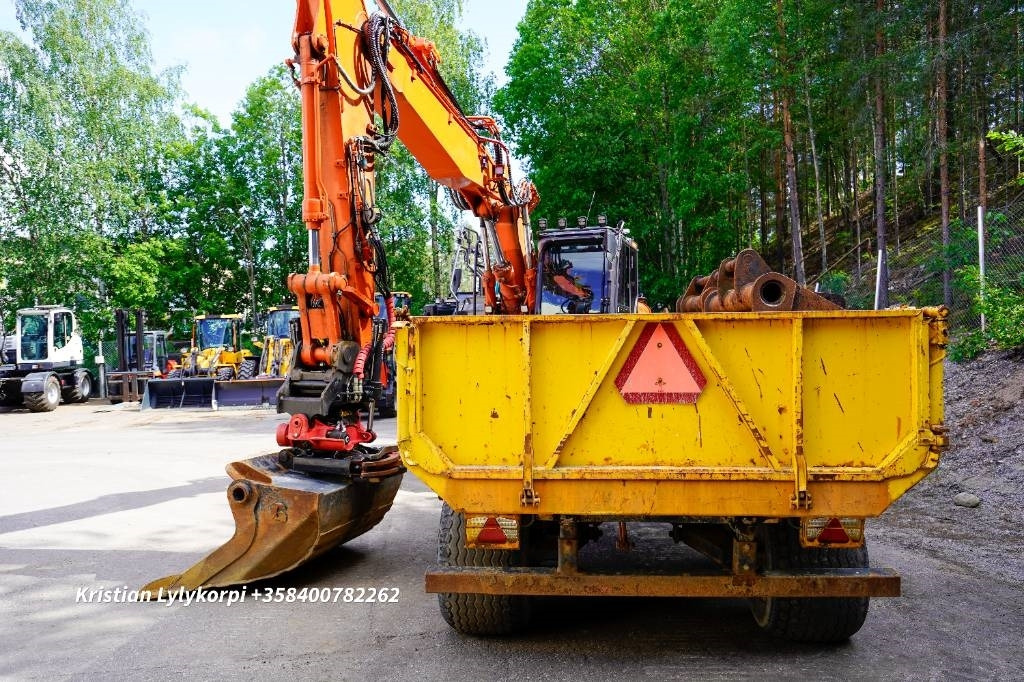Hitachi ZX180W-7 HUIPPUVARUSTEET STAGE 5 - Ratastel ekskavaator: pilt 3 Hitachi ZX180W-7 HUIPPUVARUSTEET STAGE 5 - Ratastel ekskavaator: pilt 3