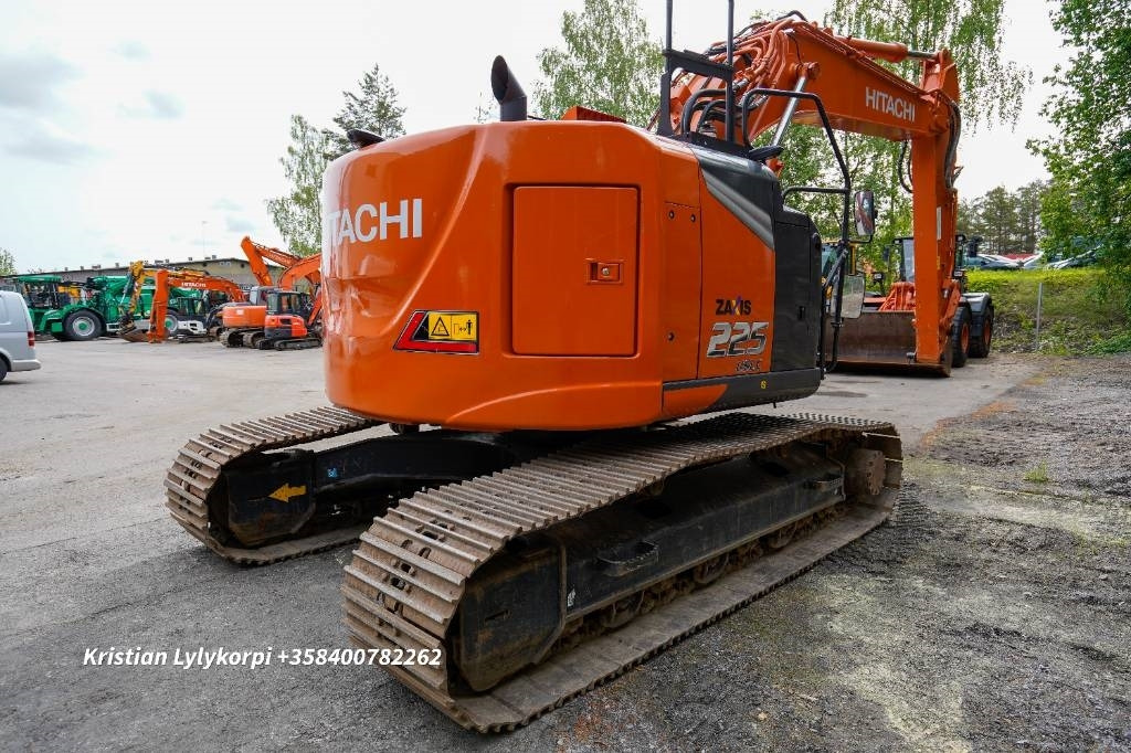 Hitachi ZX225USLC-7 STAGE V - Lintekskavaator: pilt 5 Hitachi ZX225USLC-7 STAGE V - Lintekskavaator: pilt 5