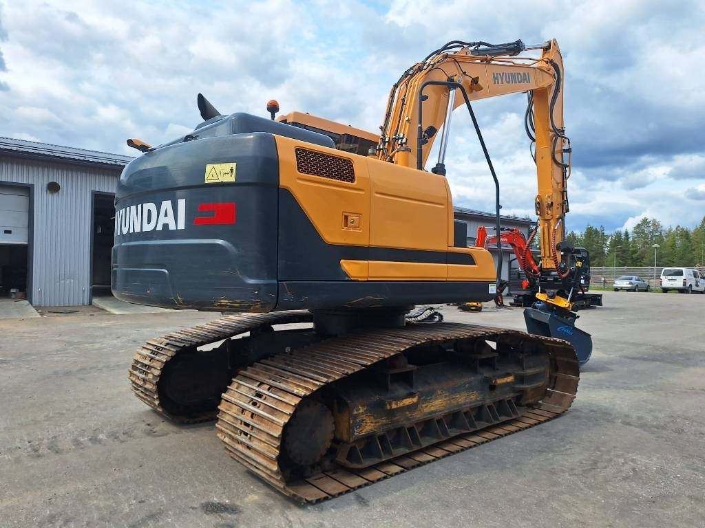Hyundai HX140HW METSÄMALLI PYÖRITTÄJÄLLÄ - Lintekskavaator: pilt 4 Hyundai HX140HW METSÄMALLI PYÖRITTÄJÄLLÄ - Lintekskavaator: pilt 4
