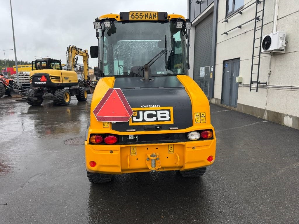 JCB 407 SV RUNSAASTI LISÄVARUSTEITA - Rataslaadur: pilt 5 JCB 407 SV RUNSAASTI LISÄVARUSTEITA - Rataslaadur: pilt 5