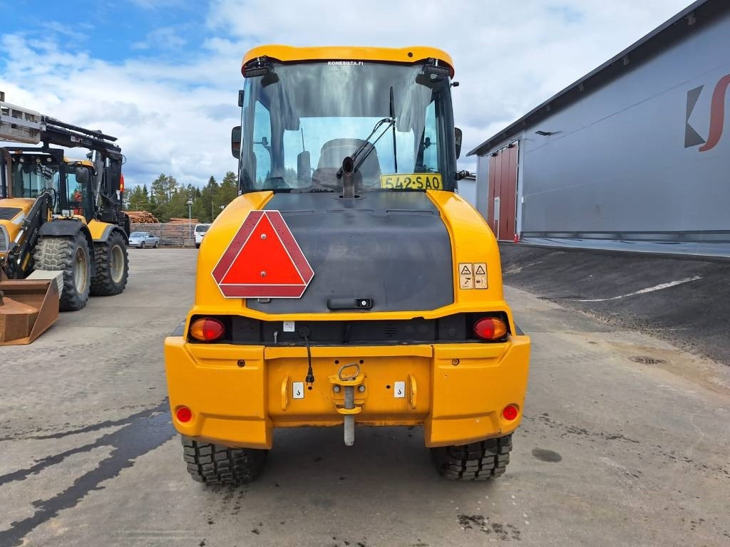 JCB 409 AURA, HIEKOITIN YM. - Rataslaadur: pilt 3 JCB 409 AURA, HIEKOITIN YM. - Rataslaadur: pilt 3