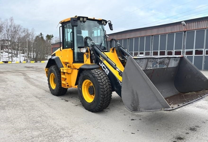 JCB 411HT T4F TULOSSA - Rataslaadur: pilt 4 JCB 411HT T4F TULOSSA - Rataslaadur: pilt 4