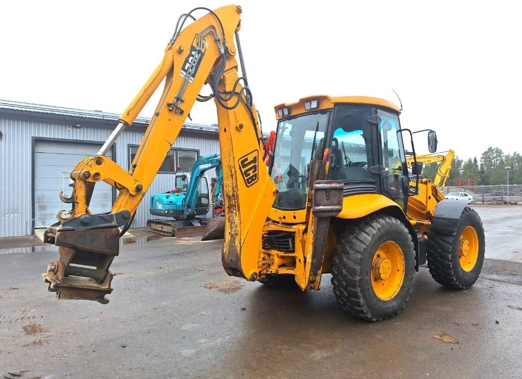 JCB 4CN YHDISTELMÄKONE KALLISTAJALLA - Ekskavaator-laadur: pilt 3 JCB 4CN YHDISTELMÄKONE KALLISTAJALLA - Ekskavaator-laadur: pilt 3
