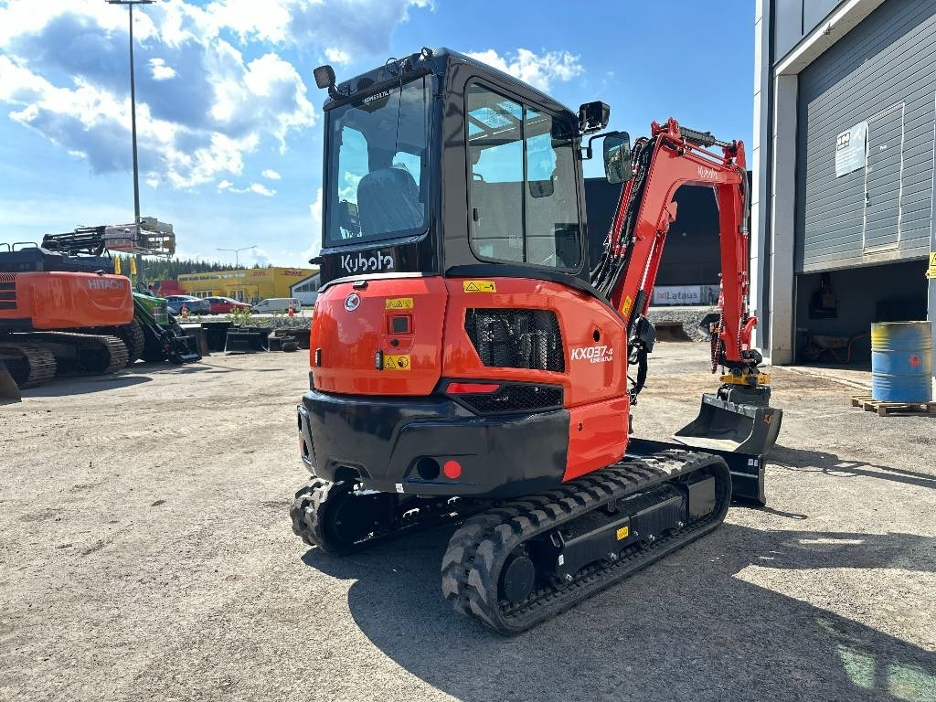 Kubota KX037-4 PYÖRITTÄJÄLLÄ - Miniekskavaator: pilt 4 Kubota KX037-4 PYÖRITTÄJÄLLÄ - Miniekskavaator: pilt 4