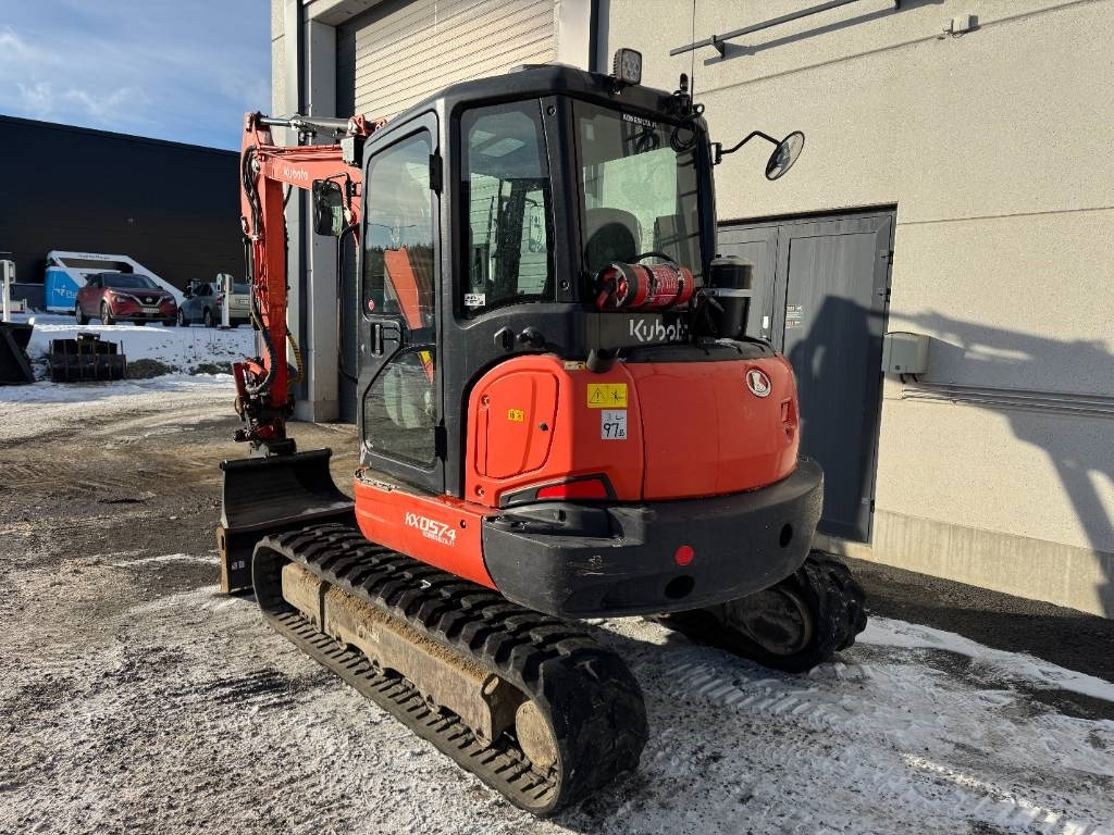 Kubota KX057-4 Pyörittäjällä - Miniekskavaator: pilt 3 Kubota KX057-4 Pyörittäjällä - Miniekskavaator: pilt 3