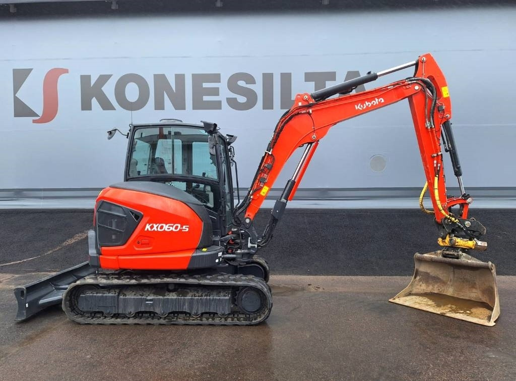 Kubota KX060-5 PYÖRITTÄJÄ, RASVARI YM. - Miniekskavaator: pilt 4 Kubota KX060-5 PYÖRITTÄJÄ, RASVARI YM. - Miniekskavaator: pilt 4