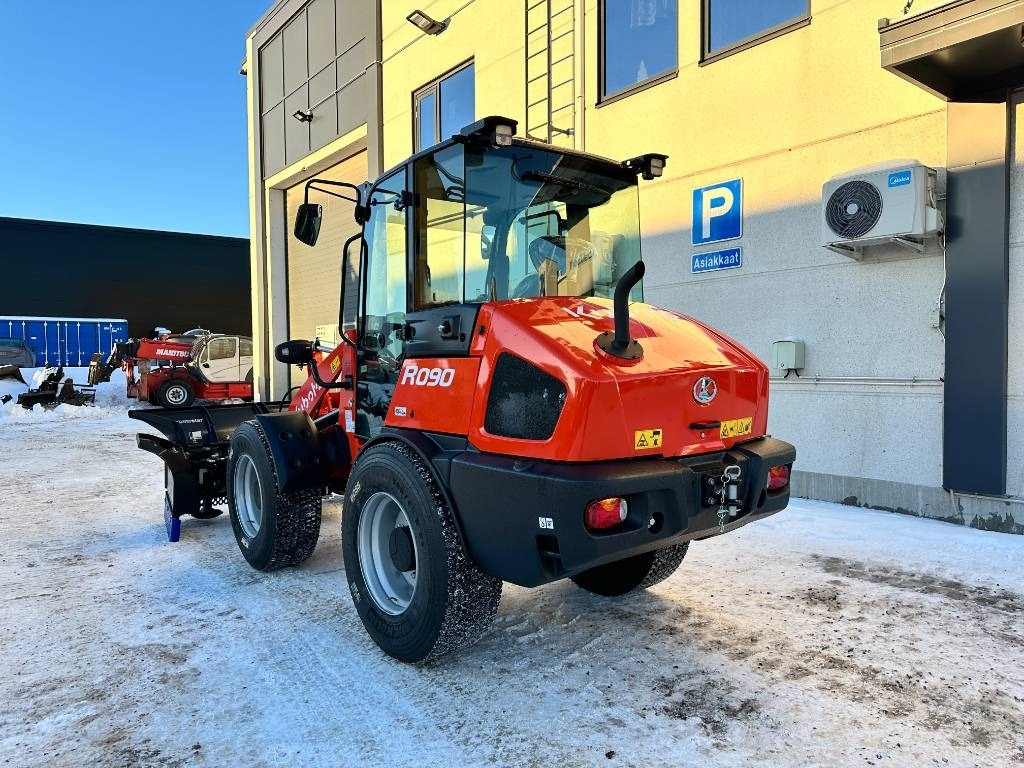 Kubota R090 Auravarustuksella uusi - Rataslaadur: pilt 2 Kubota R090 Auravarustuksella uusi - Rataslaadur: pilt 2