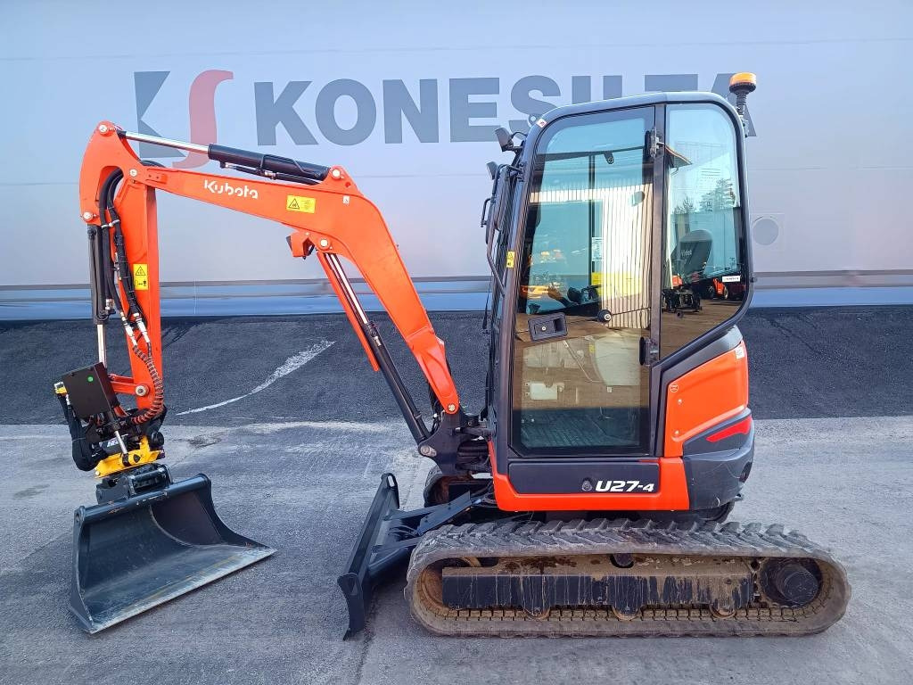 Kubota U27-4 UUDELLA PYÖRITTÄJÄLLÄ - Miniekskavaator: pilt 1 Kubota U27-4 UUDELLA PYÖRITTÄJÄLLÄ - Miniekskavaator: pilt 1