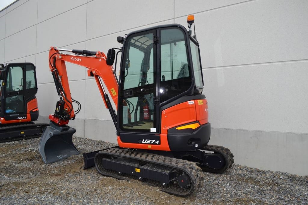 Kubota U27-4 UUSI, PYÖRITTÄJÄLLÄ - Miniekskavaator: pilt 2 Kubota U27-4 UUSI, PYÖRITTÄJÄLLÄ - Miniekskavaator: pilt 2