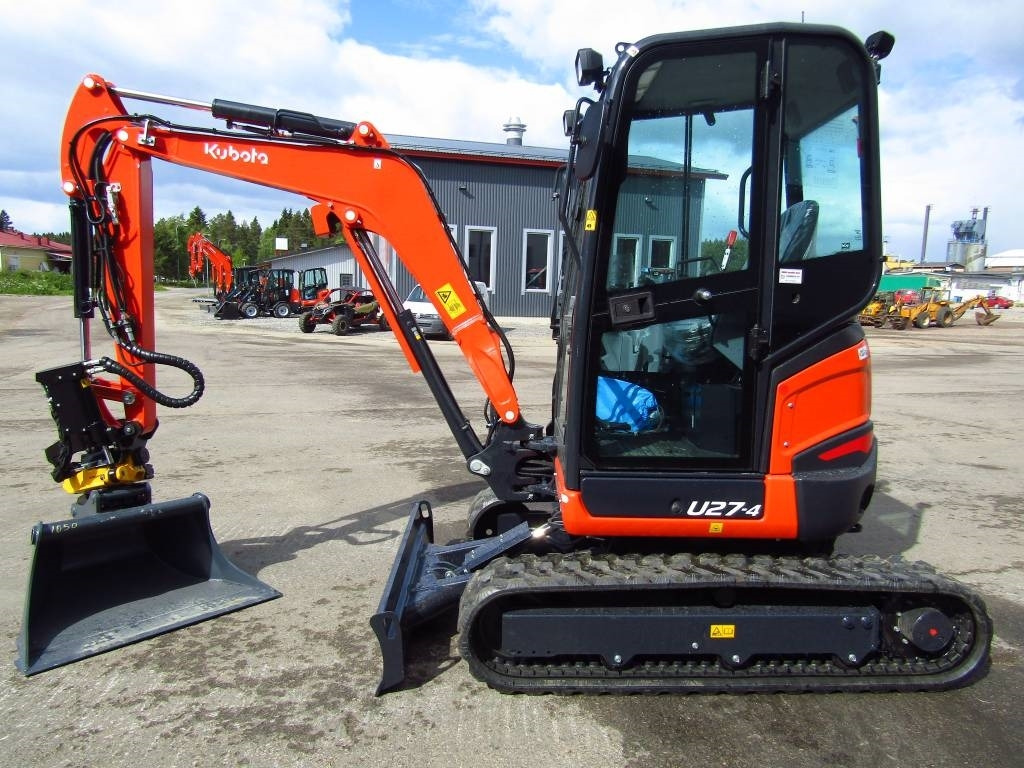 Kubota U27-4 UUSI, PYÖRITTÄJÄLLÄ - Miniekskavaator: pilt 1 Kubota U27-4 UUSI, PYÖRITTÄJÄLLÄ - Miniekskavaator: pilt 1