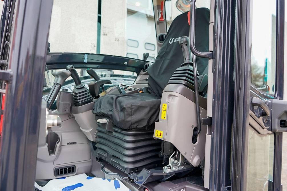 Miniekskavaator Kubota U56-5 VALMIIKSI VARUSTELTU: pilt 19