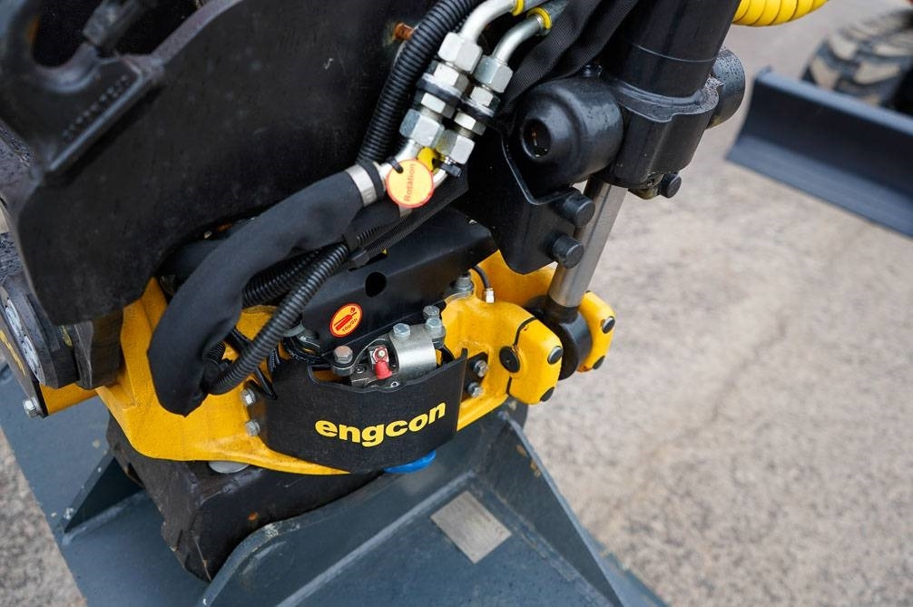 Miniekskavaator Kubota U56-5 VALMIIKSI VARUSTELTU: pilt 15