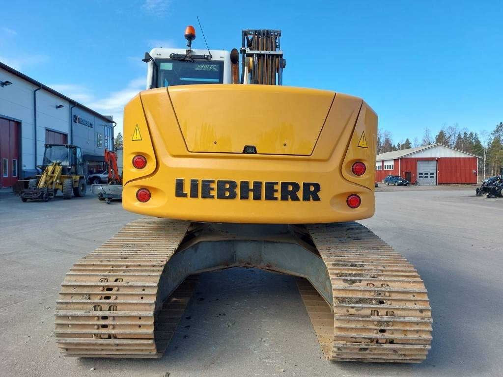 Liebherr MYYTY! SOLD! R914 COMPACT - Lintekskavaator: pilt 3 Liebherr MYYTY! SOLD! R914 COMPACT - Lintekskavaator: pilt 3