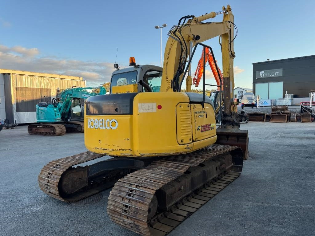 New Holland E 135 SR LC - Lintekskavaator: pilt 5 New Holland E 135 SR LC - Lintekskavaator: pilt 5