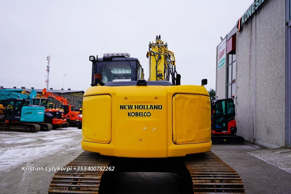 New Holland E140CSR PYÖRITTÄJÄLLÄ - Lintekskavaator: pilt 4 New Holland E140CSR PYÖRITTÄJÄLLÄ - Lintekskavaator: pilt 4