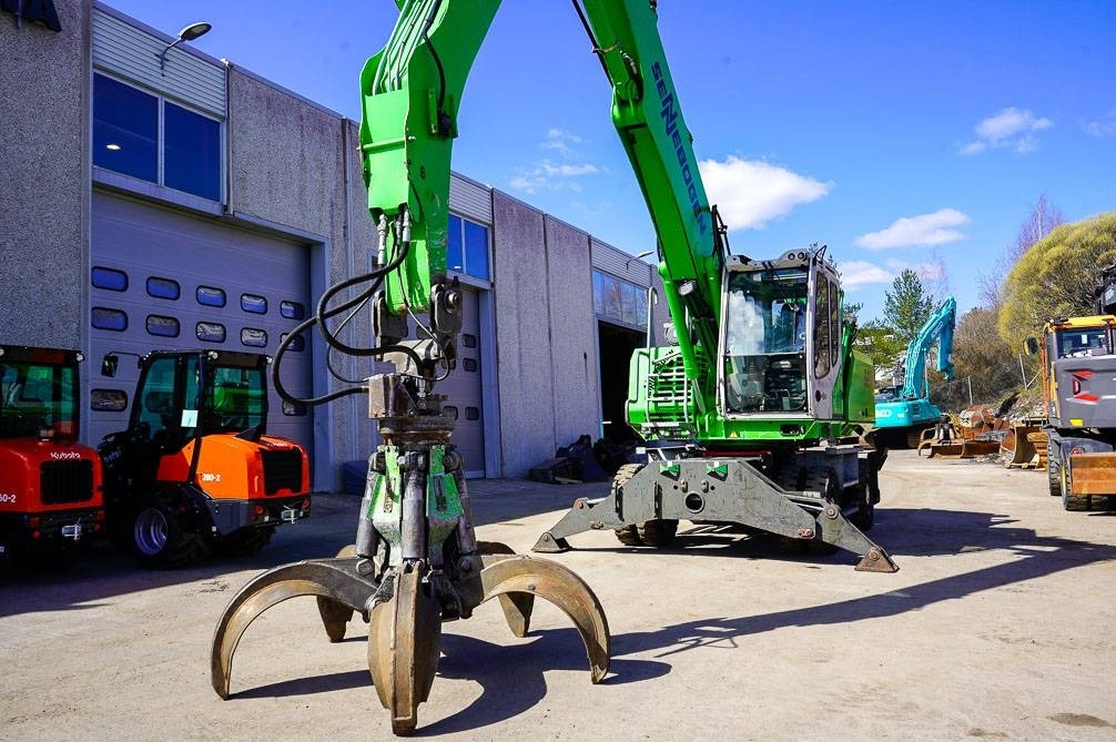 Sennebogen 821E SIPULIKOURALLA - Jäätme-/ Tööstuslik käitleja: pilt 5 Sennebogen 821E SIPULIKOURALLA - Jäätme-/ Tööstuslik käitleja: pilt 5