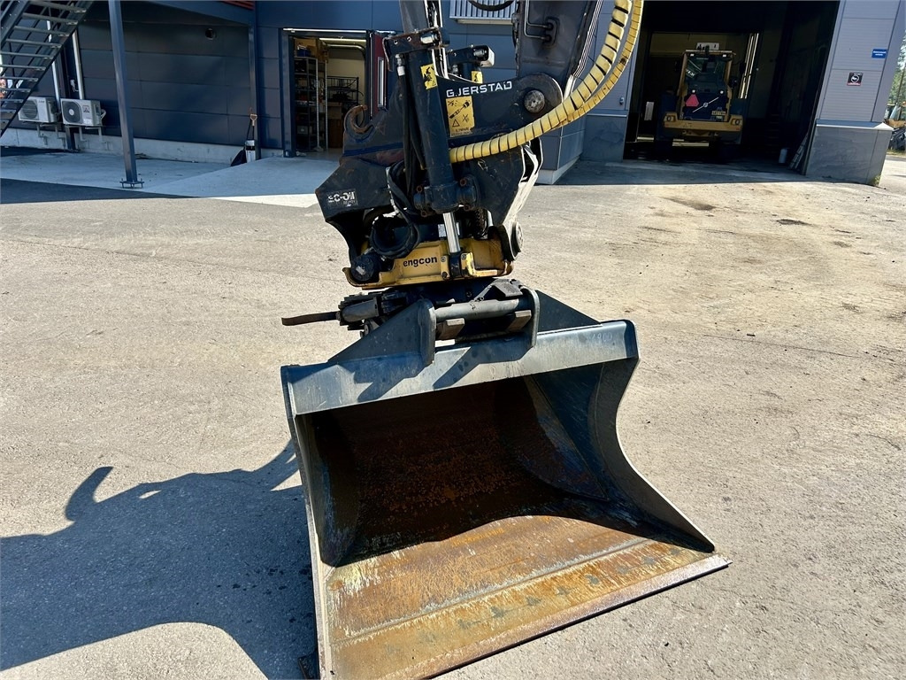 Volvo EC180DL PYÖRITTÄJÄLLÄ  liising Volvo EC180DL PYÖRITTÄJÄLLÄ: pilt 11