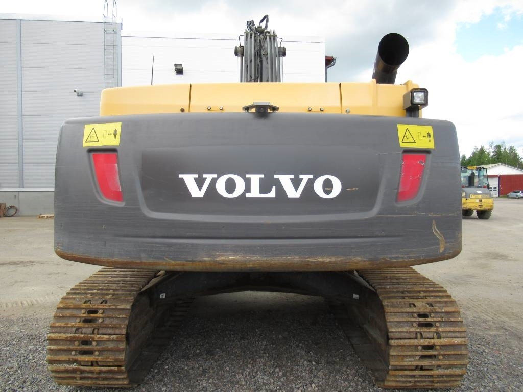 Volvo EC300DL PYÖRITTÄJÄLLÄ - Lintekskavaator: pilt 4 Volvo EC300DL PYÖRITTÄJÄLLÄ - Lintekskavaator: pilt 4