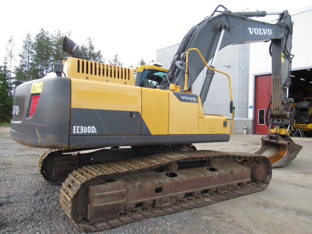 Volvo EC300DL PYÖRITTÄJÄLLÄ - Lintekskavaator: pilt 5 Volvo EC300DL PYÖRITTÄJÄLLÄ - Lintekskavaator: pilt 5