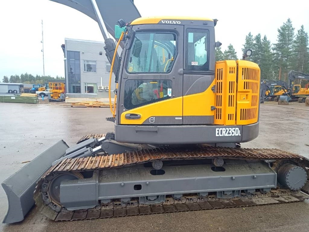Volvo ECR235DL PYÖRITTÄJÄLLÄ - Lintekskavaator: pilt 2 Volvo ECR235DL PYÖRITTÄJÄLLÄ - Lintekskavaator: pilt 2