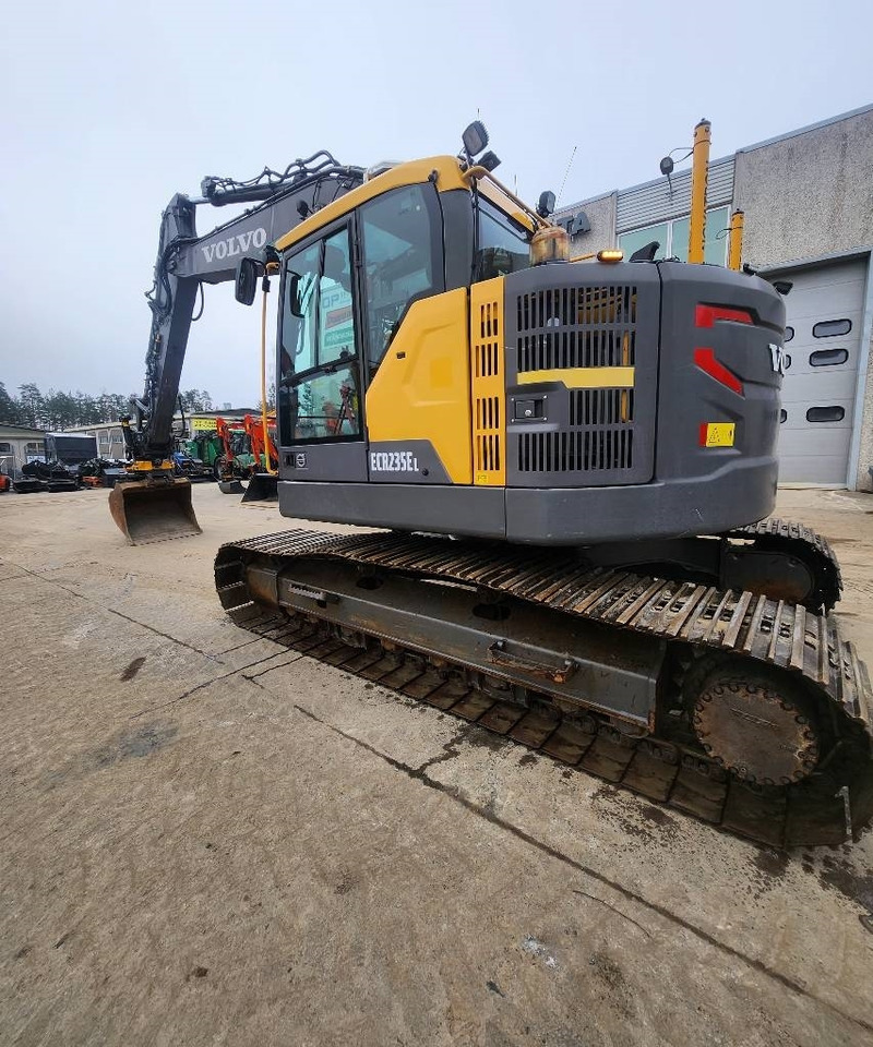 Volvo ECR235EL PIHTIENGCONILLA - Lintekskavaator: pilt 2 Volvo ECR235EL PIHTIENGCONILLA - Lintekskavaator: pilt 2