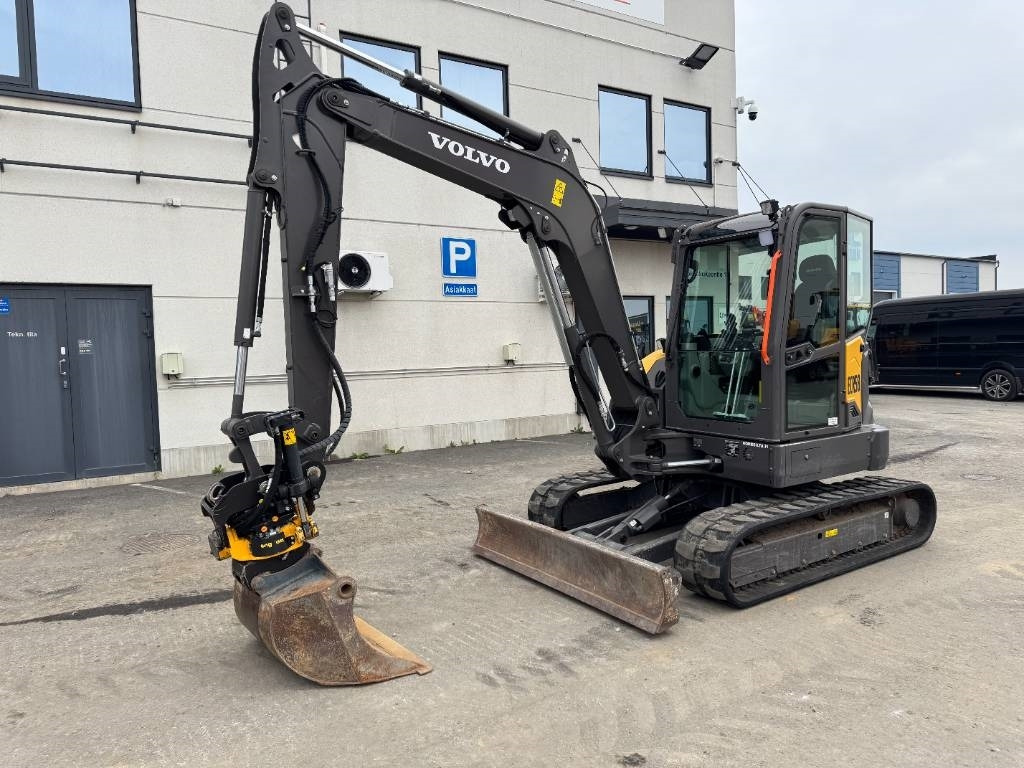 Volvo ECR58F PYÖRITTÄJÄLLÄ - Miniekskavaator: pilt 2 Volvo ECR58F PYÖRITTÄJÄLLÄ - Miniekskavaator: pilt 2