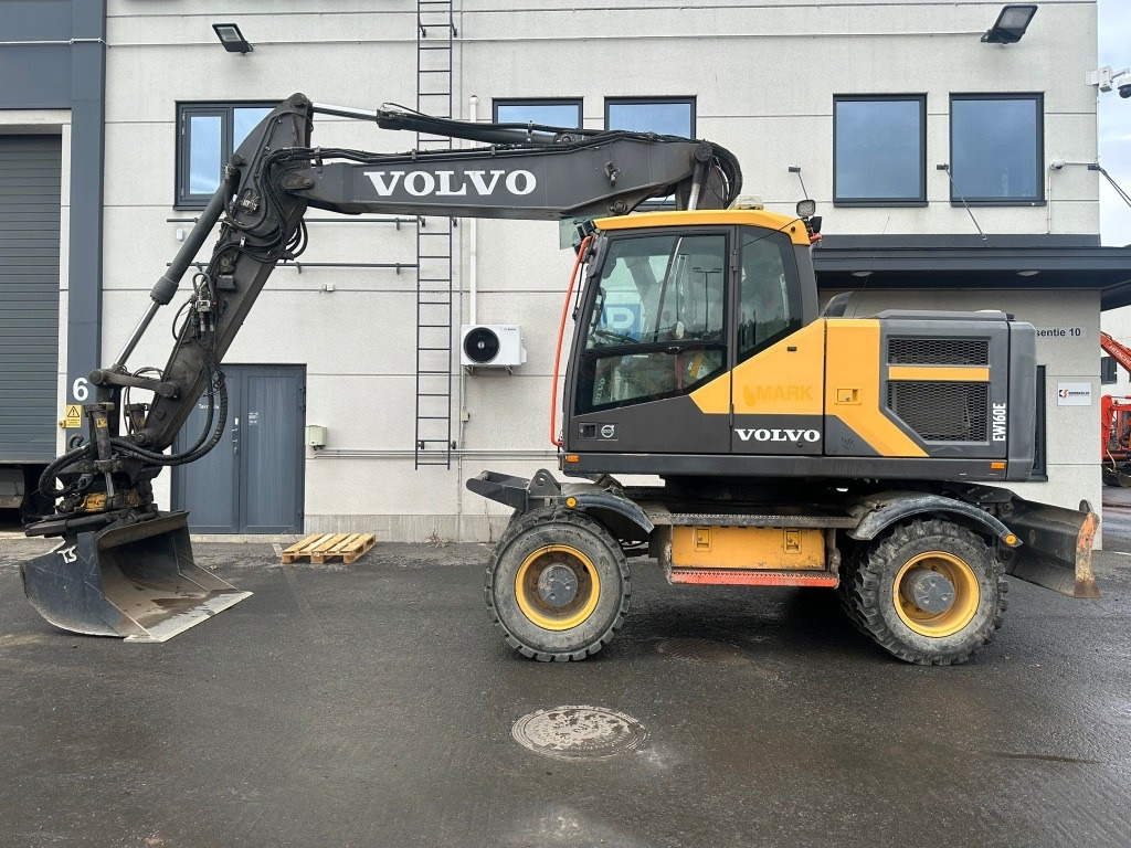 Volvo EW160E PYÖRITTÄJÄLLÄ - Ratastel ekskavaator: pilt 1 Volvo EW160E PYÖRITTÄJÄLLÄ - Ratastel ekskavaator: pilt 1