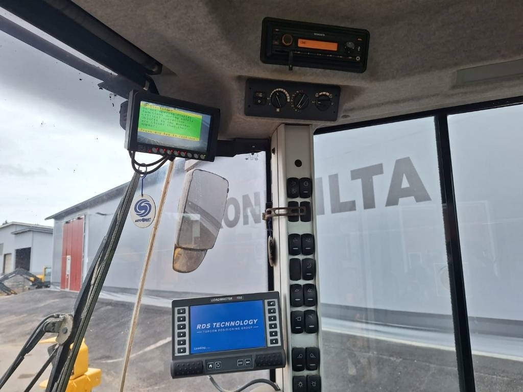 Volvo L110H MYYTY! SOLD! LONG BOOM, VAAKA, YM  liising Volvo L110H MYYTY! SOLD! LONG BOOM, VAAKA, YM: pilt 7