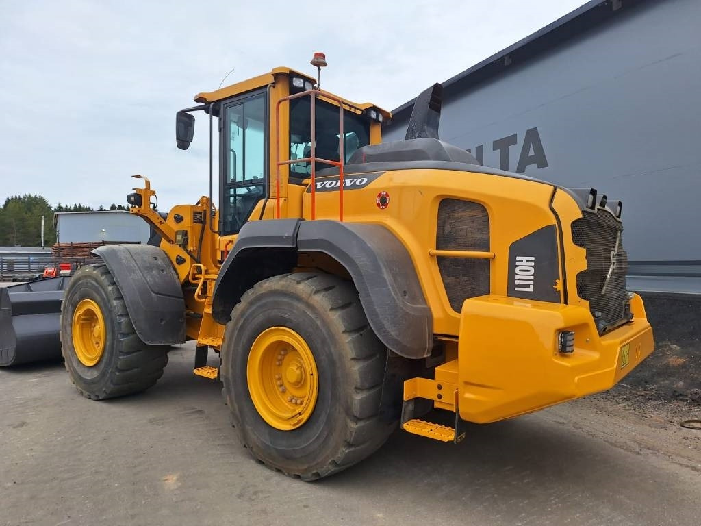 Volvo L110H MYYTY! SOLD! LONG BOOM, VAAKA, YM - Rataslaadur: pilt 3 Volvo L110H MYYTY! SOLD! LONG BOOM, VAAKA, YM - Rataslaadur: pilt 3