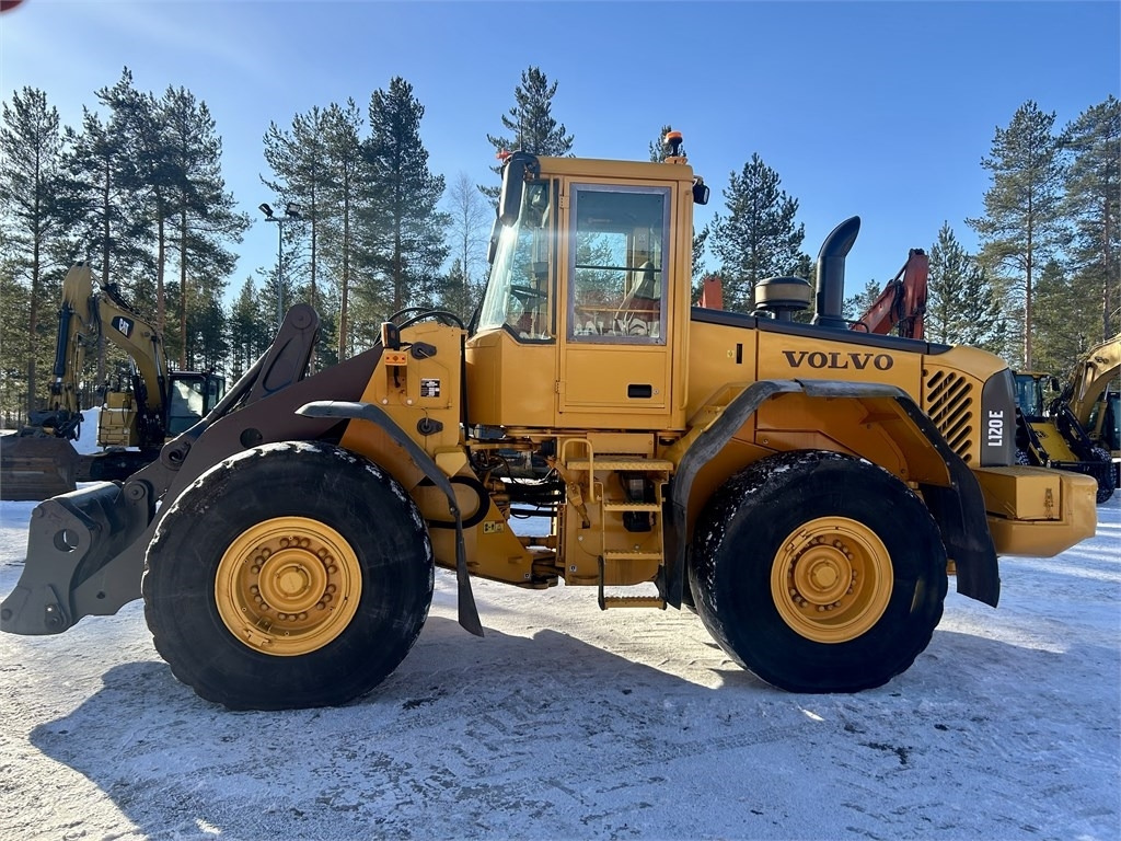Volvo L120E RASVARILLA - Rataslaadur: pilt 1 Volvo L120E RASVARILLA - Rataslaadur: pilt 1