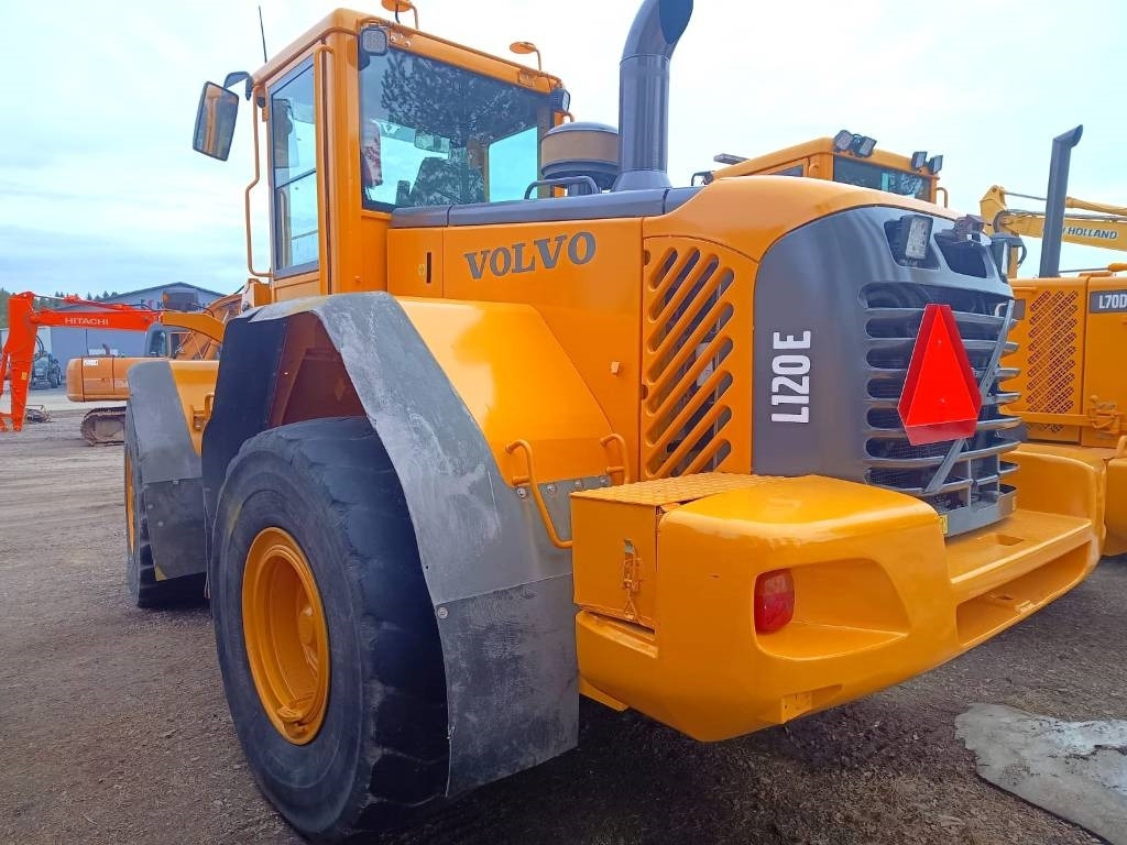 Volvo L120E RASVARILLA - Rataslaadur: pilt 2 Volvo L120E RASVARILLA - Rataslaadur: pilt 2