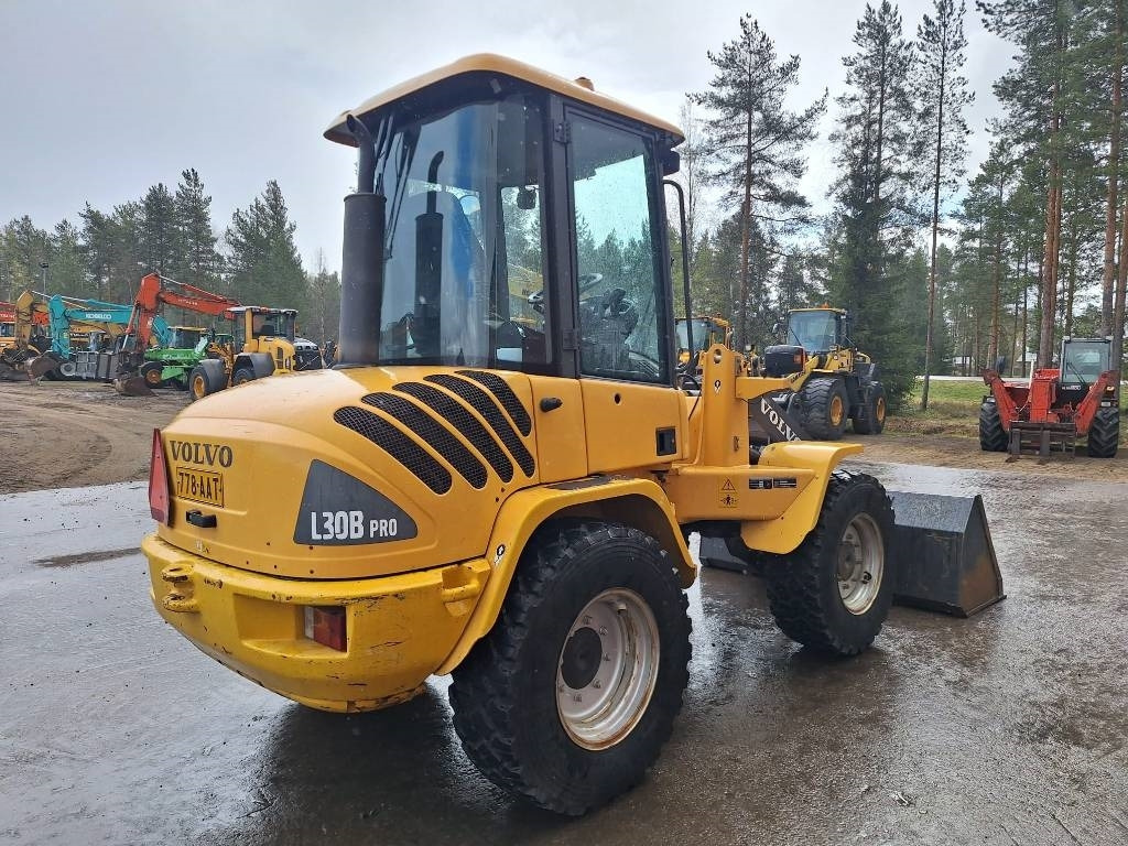 Volvo MYYTY! SOLD! L30B AURALLA - Rataslaadur: pilt 4 Volvo MYYTY! SOLD! L30B AURALLA - Rataslaadur: pilt 4
