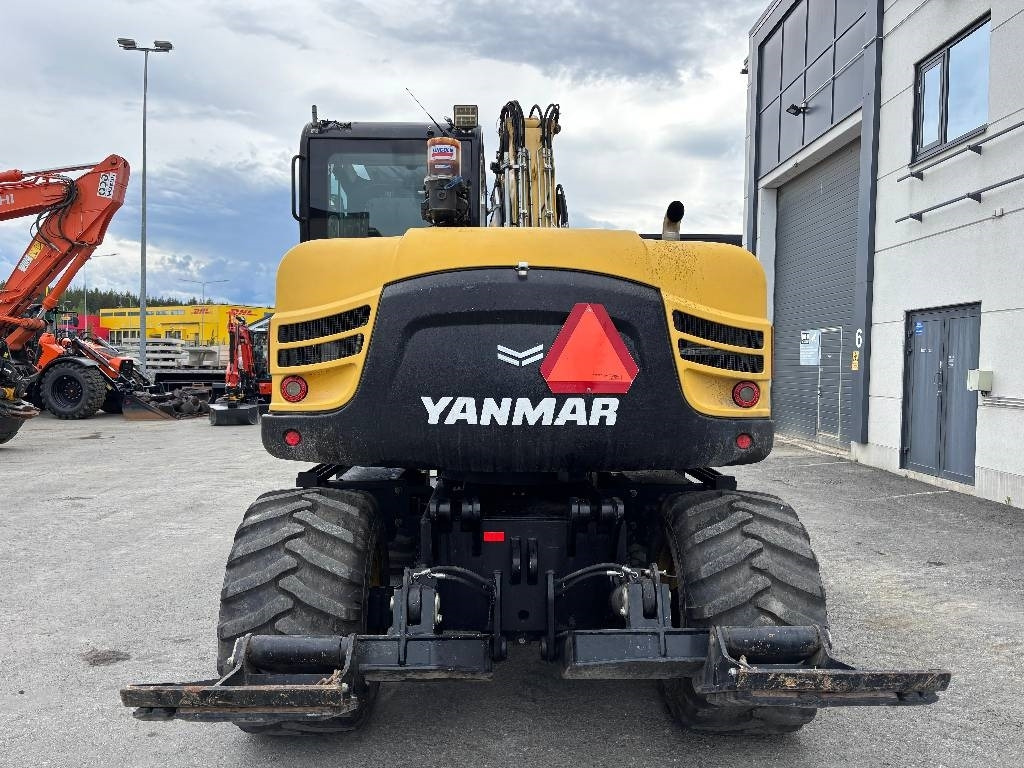 Yanmar B110W PYÖRITTÄJÄLLÄ - Ratastel ekskavaator: pilt 3 Yanmar B110W PYÖRITTÄJÄLLÄ - Ratastel ekskavaator: pilt 3