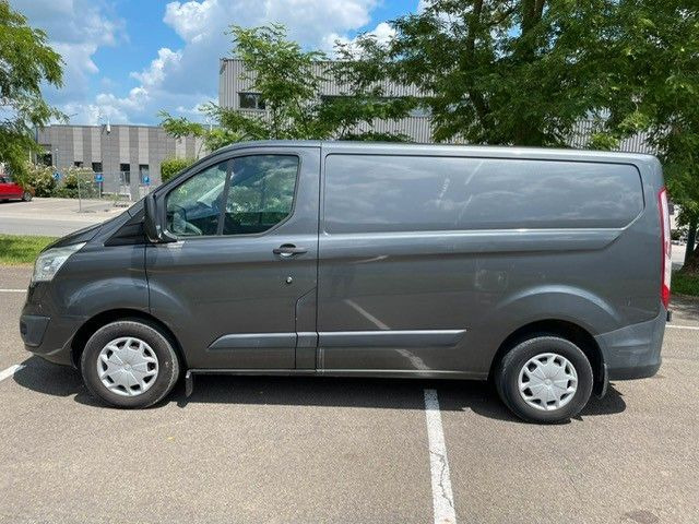 Ford Transit Custom 2.2TDCI. Klima. Navi. Kamera. CC. - Väike kaubik: pilt 2 Ford Transit Custom 2.2TDCI. Klima. Navi. Kamera. CC. - Väike kaubik: pilt 2