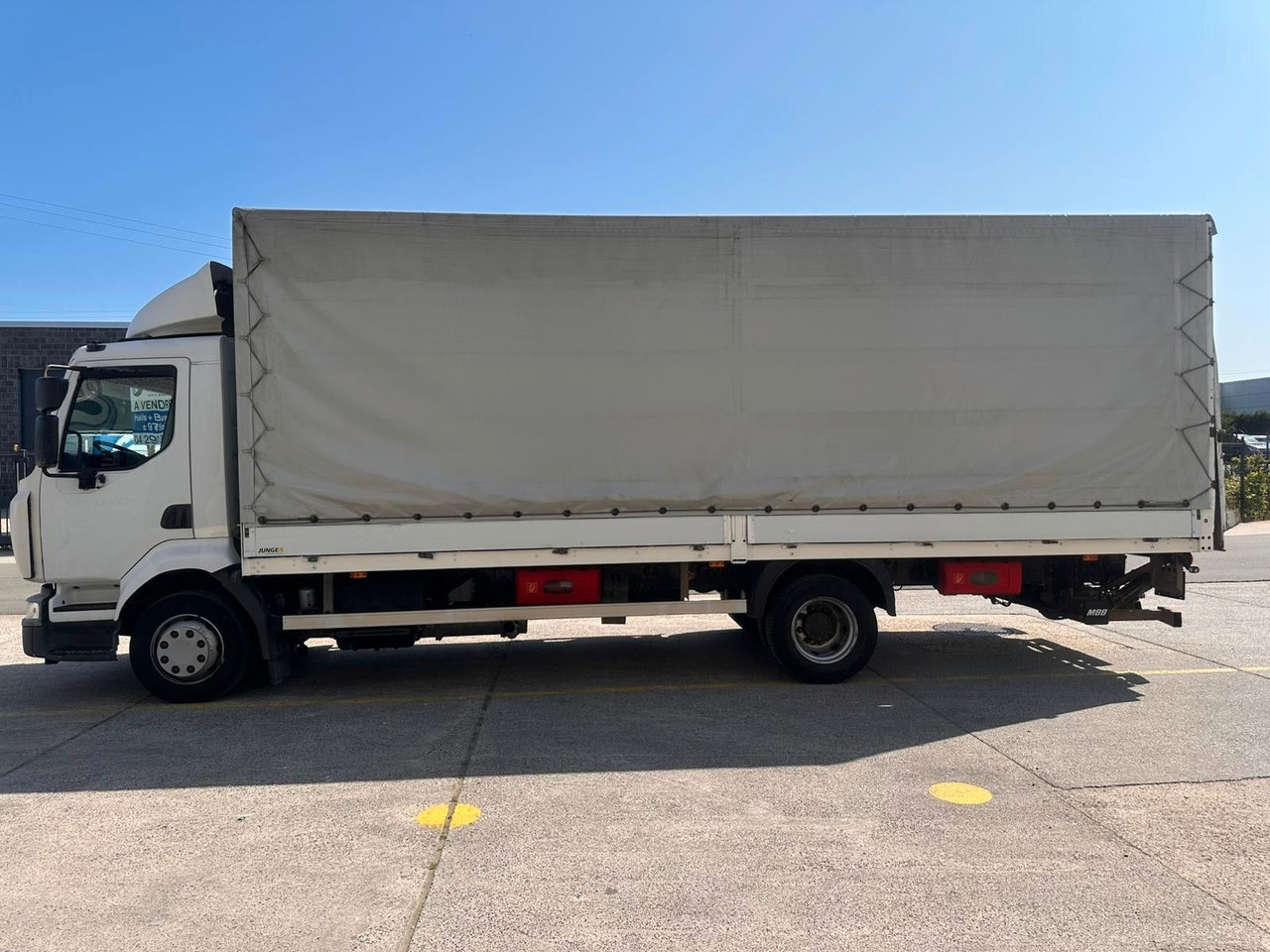 Renault Midlum dXi220-12. Klima. - Tent veoauto: pilt 1 Renault Midlum dXi220-12. Klima. - Tent veoauto: pilt 1