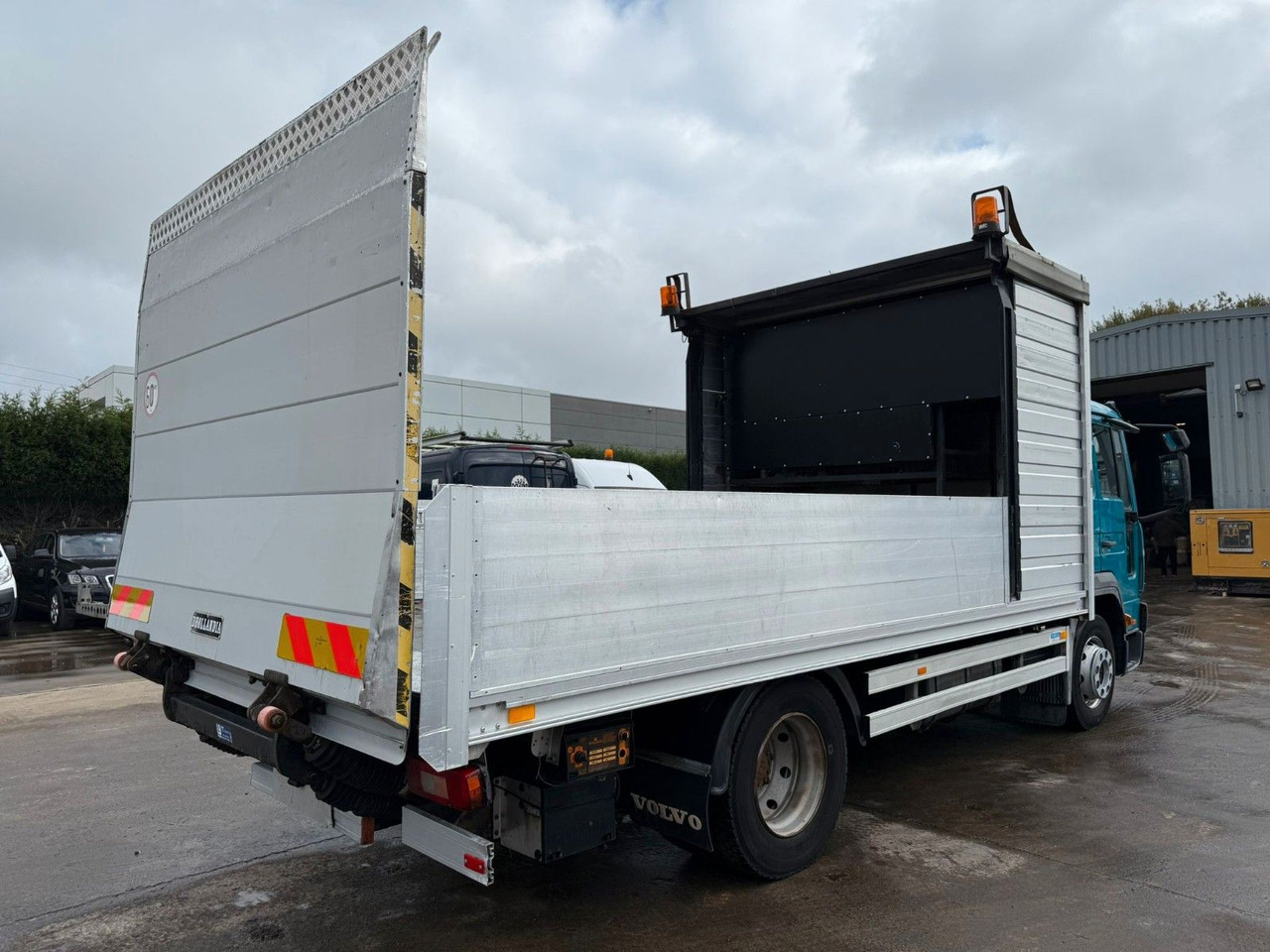 Volvo FL6-250. ALU Pritsche 5.00m. LBW. Klima. - Madelveok/ Platvormveok: pilt 3 Volvo FL6-250. ALU Pritsche 5.00m. LBW. Klima. - Madelveok/ Platvormveok: pilt 3