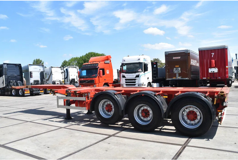 Nooteboom containerchassis - LIFT AXLE - DISC BRAKES - BPW AXLES - 2 x EXTENDABLE - - Konteinerveduk/ Tõstukiga poolhaagis: pilt 4 Nooteboom containerchassis - LIFT AXLE - DISC BRAKES - BPW AXLES - 2 x EXTENDABLE - - Konteinerveduk/ Tõstukiga poolhaagis: pilt 4
