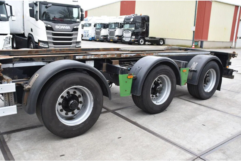 Renders ROC 16.27 CC - X STEERING - BPW AXLES - DISC BRAKES - - Konteinerveduk/ Tõstukiga poolhaagis: pilt 5 Renders ROC 16.27 CC - X STEERING - BPW AXLES - DISC BRAKES - - Konteinerveduk/ Tõstukiga poolhaagis: pilt 5